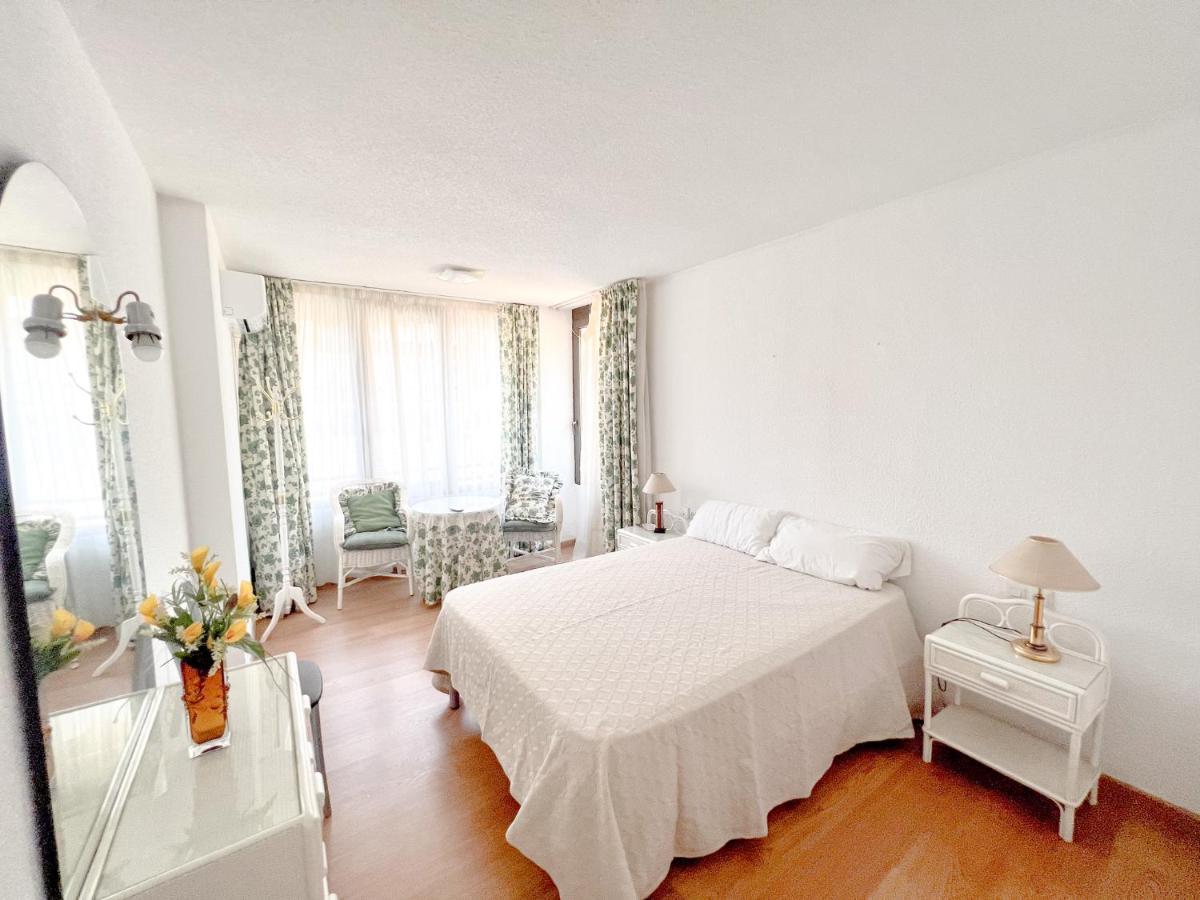 Apartamento En Malaga Este Esterno foto